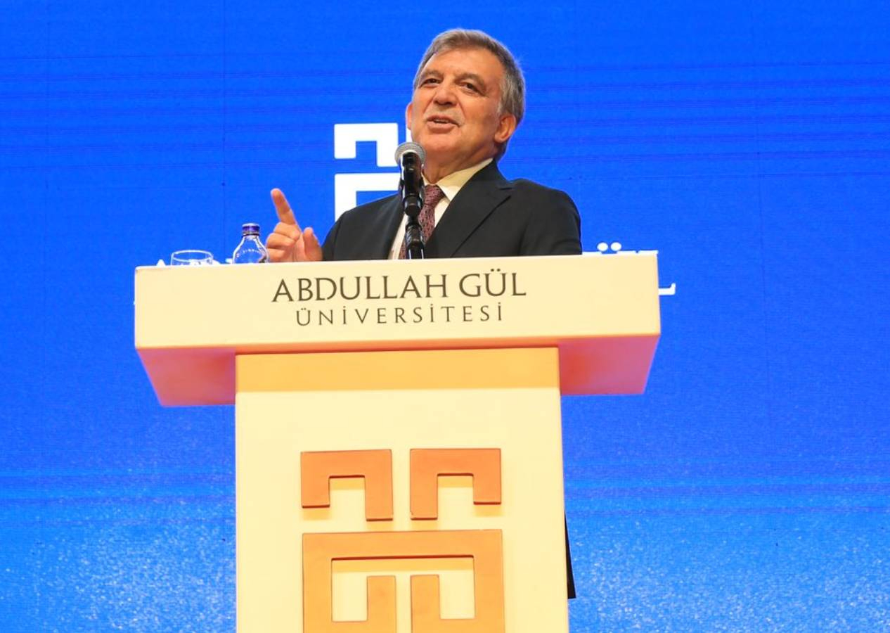 Abdullah Gül, Ekrem İmamoğlu'nun gözaltına alınmasına tepki gösterdi