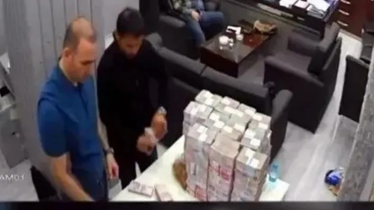 İBB'deki yolsuzluk soruşturmasında yeni gelişme! Murat Ongun dahil 7 şüphelinin bankalardaki kasalarına el konuldu