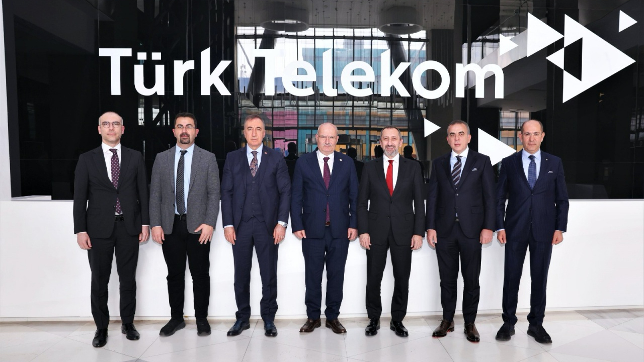 Türk Telekom’dan yerli ve milli haberleşme cihazı projesi