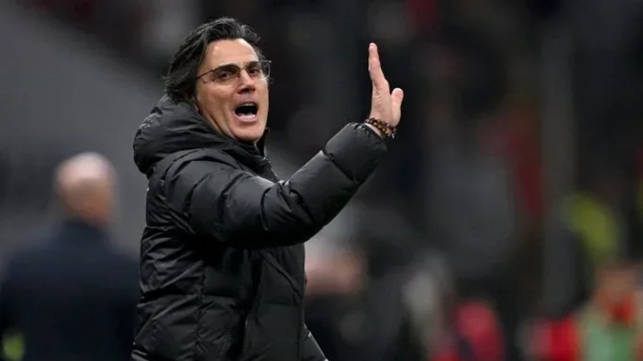 Vincenzo Montella'dan dikkat çeken açıklama: Takımımla gurur duyuyorum
