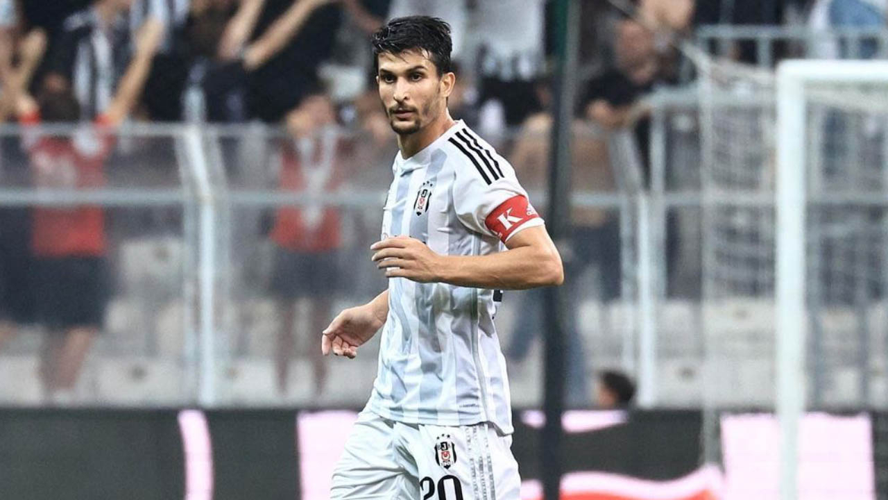 Beşiktaş'ta Necip Uysal sahalara dönüyor