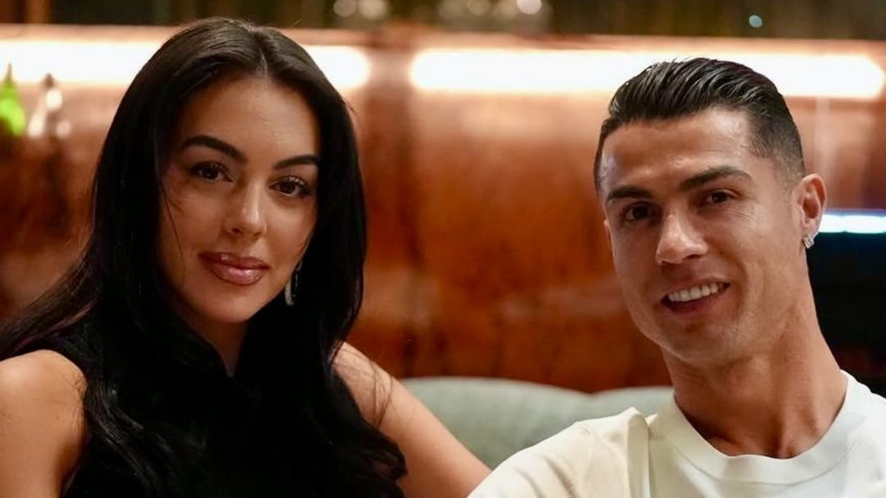 Cristiano Ronaldo, iki çocuğunun annesi Georgina Rodriguez ile evleniyor! Düğün tarihini açıkladı
