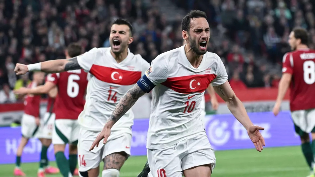Hakan Çalhanoğlu'ndan takım arkadaşlarına övgü dolu sözler: Milli takımdaki jenerasyon altın jenerasyon