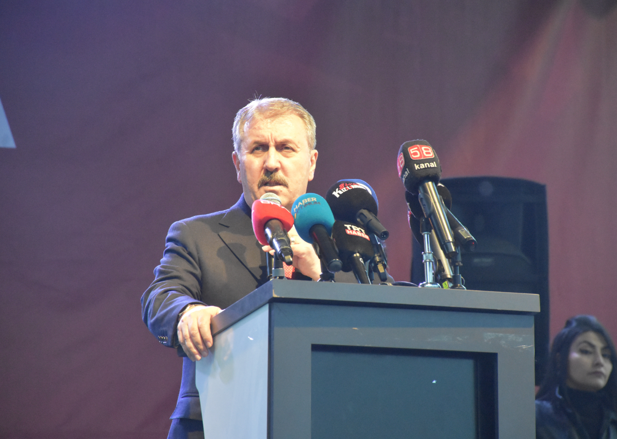Destici: Milletimizin vicdanının rahatlatılması lazım