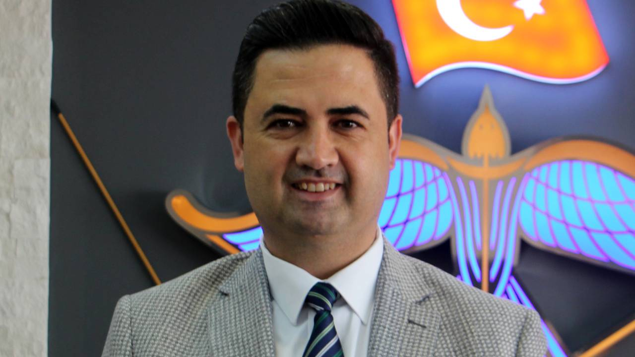 Gelendost'un bağımsız belediye başkanı  Mustafa Özmen ve 5 kişi gözaltına alındı