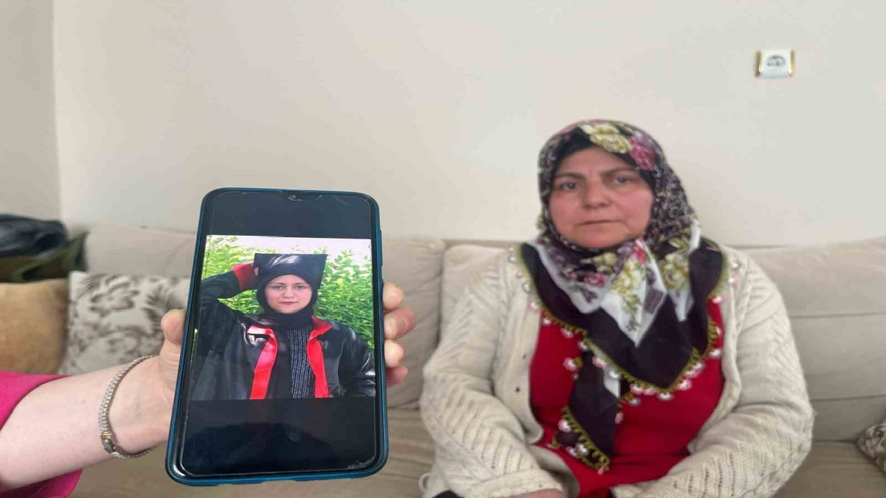 Eskişehir'de "Okula gidiyorum" deyip evden çıkan ve arkadaşıyla kayıplara karışan 14 yaşındaki kızdan haber alınamıyor...