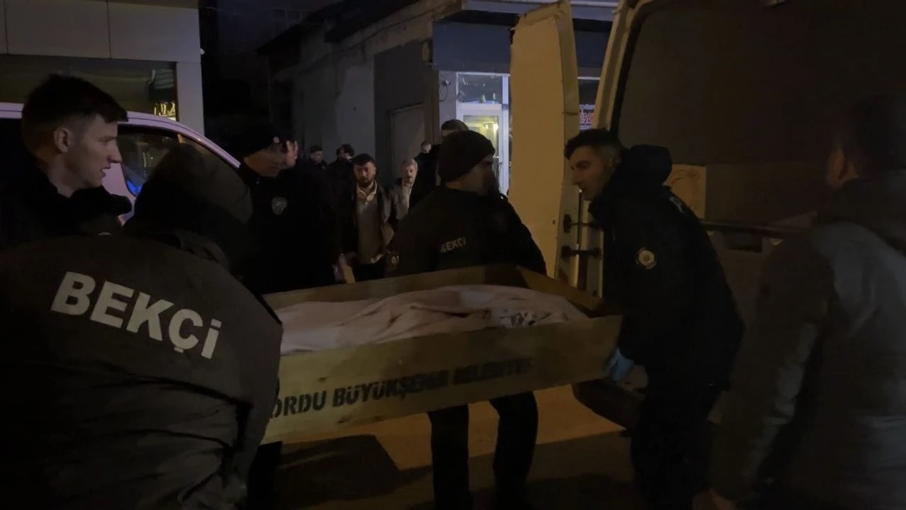 Ordu'da yalnız yaşayan genç kadın evinde asılı halde bulundu