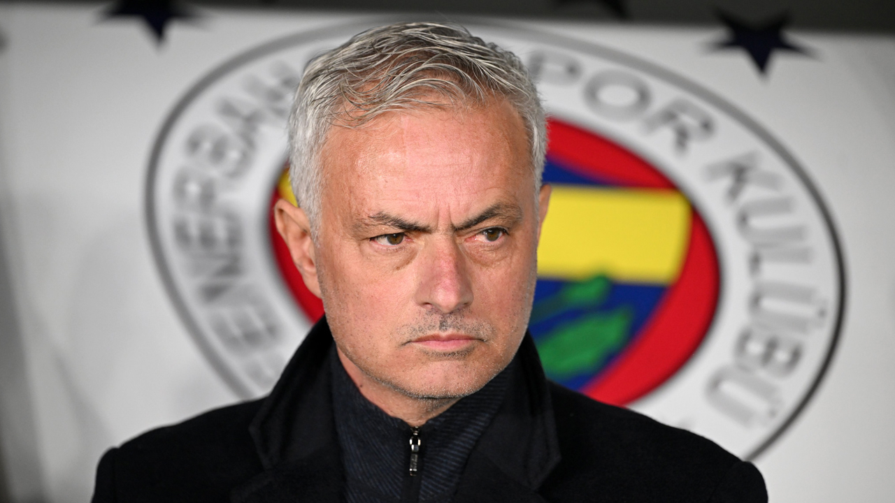 Jose Mourinho'dan oyuncularına uyarı