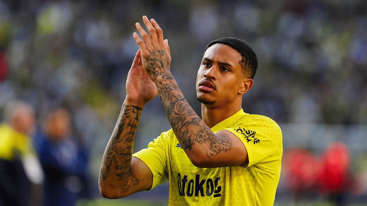 Fenerbahçeli Jayden Oosterwolde'ye Hollanda'dan sürpriz talip