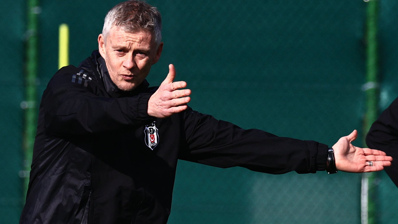 Solskjaer'den derbi öncesi duran top uyarısı