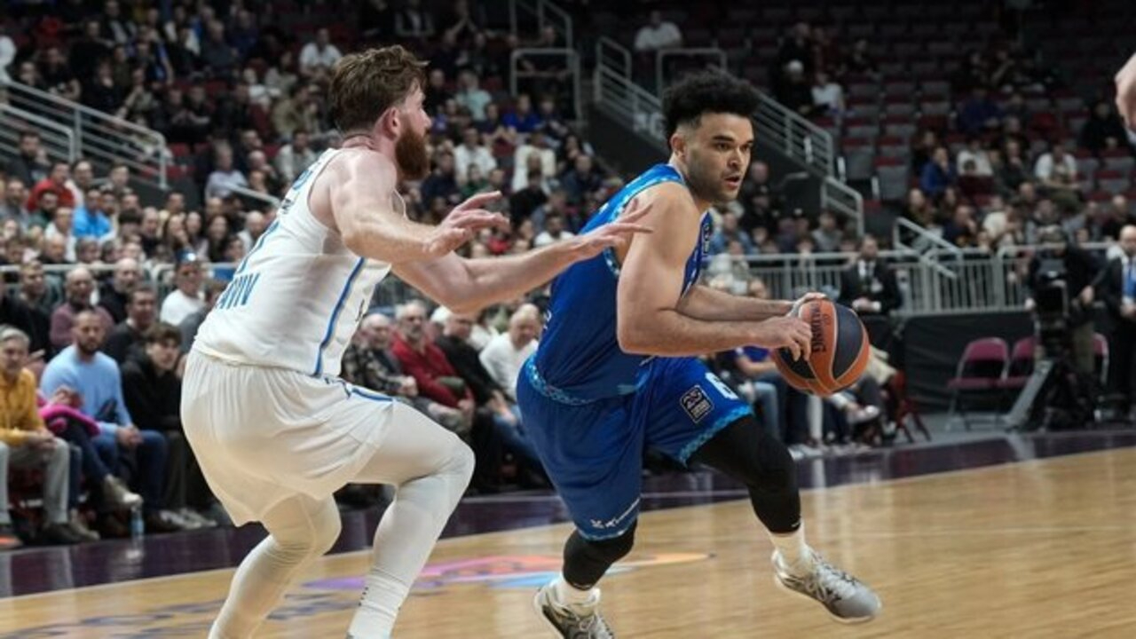 Anadolu Efes pes etmedi, son nefeste Maccabi Tel Aviv'i devirdi (Anadolu Efes 90 - 88 Maccabi Tel Aviv | Maçın sonucu)