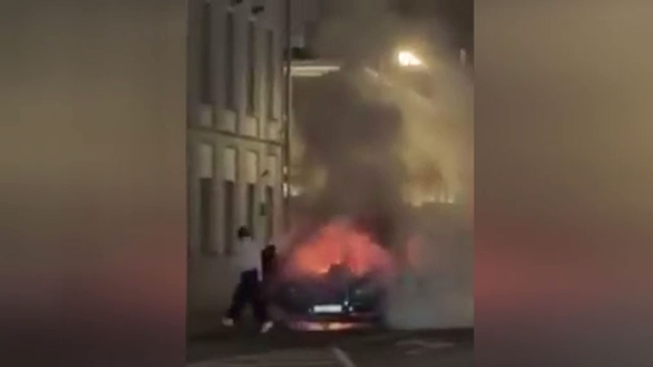 Rusya'da patlama! Putin’e ait limuzin alev aldı...