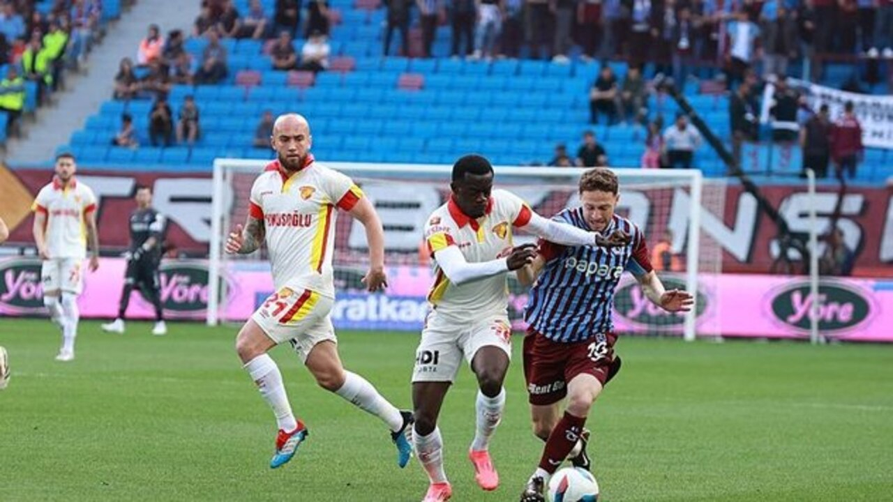 Trabzonspor evinde kilidi çözemedi, Göztepe'yi geçemedi (Trabzonspor 1 - 1 Göztepe | Maçın özeti)