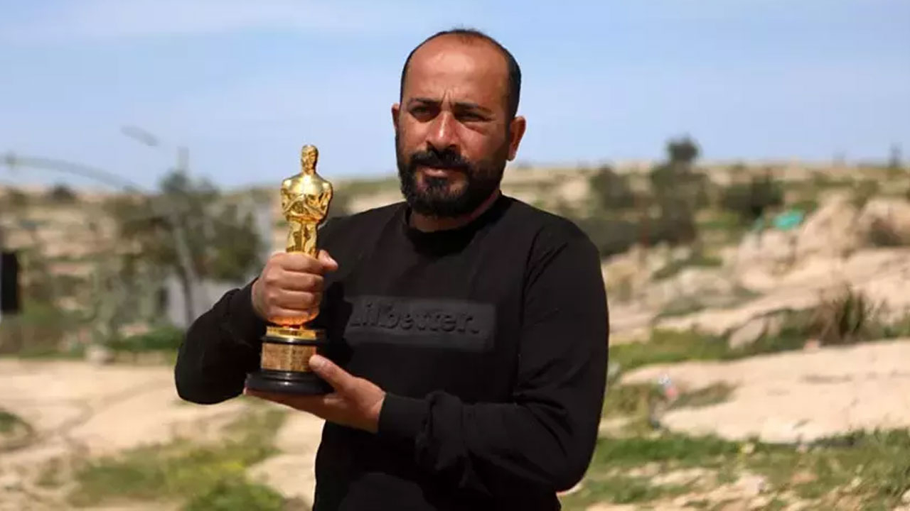 Oscar Ödüllü Filistinli Yönetmen İçin Akademi'den Gecikmiş Özür!