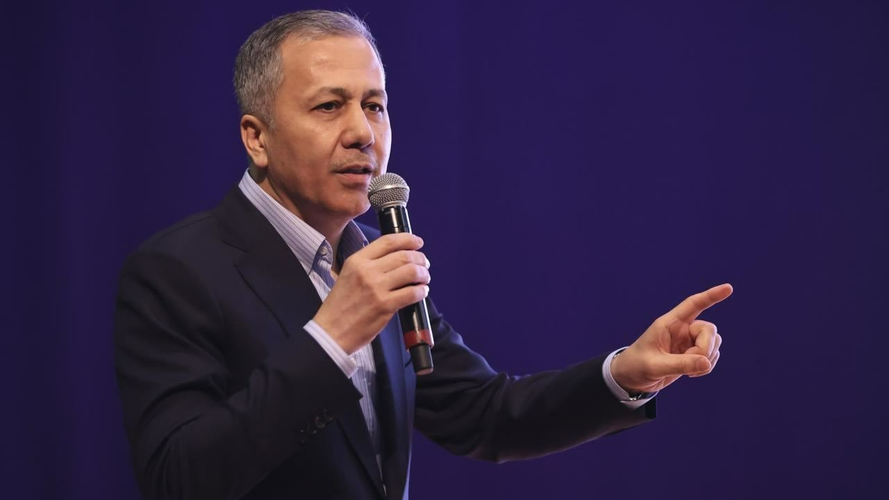 Maltepe'yi işaret etti! Bakan Yerlikaya'dan miting mesajı: Yüzde 96'sına izin verdik