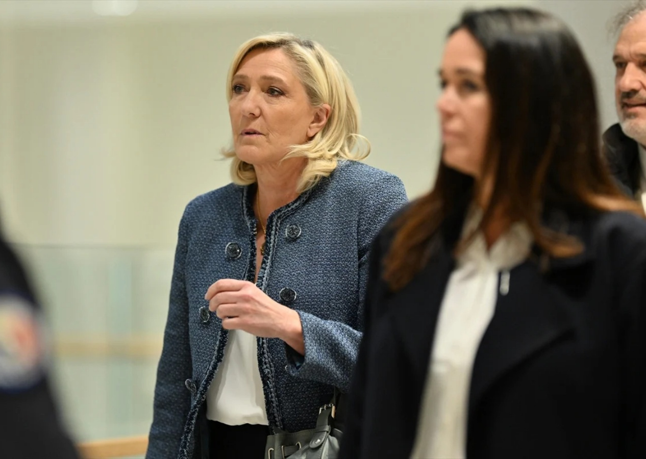 Macron'un rakibi Le Pen'e yolsuzluktan seçim yasağı! İşte 1 Nisan Salı gazete manşetleri...