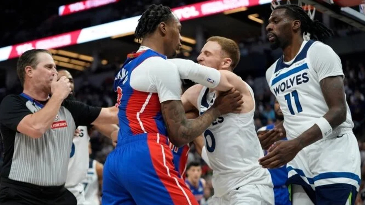 NBA'de gergin gece! Pistons-Wolves maçında 5 oyuncu ve 2 koç atıldı!
