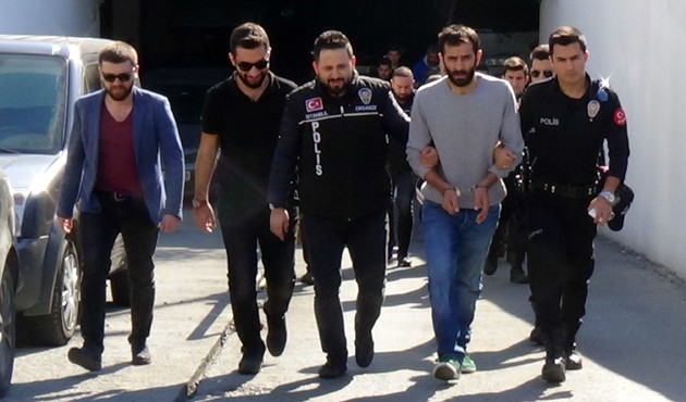 Suç şebekesi çökertildi: 8 şüpheli gözaltına alındı!