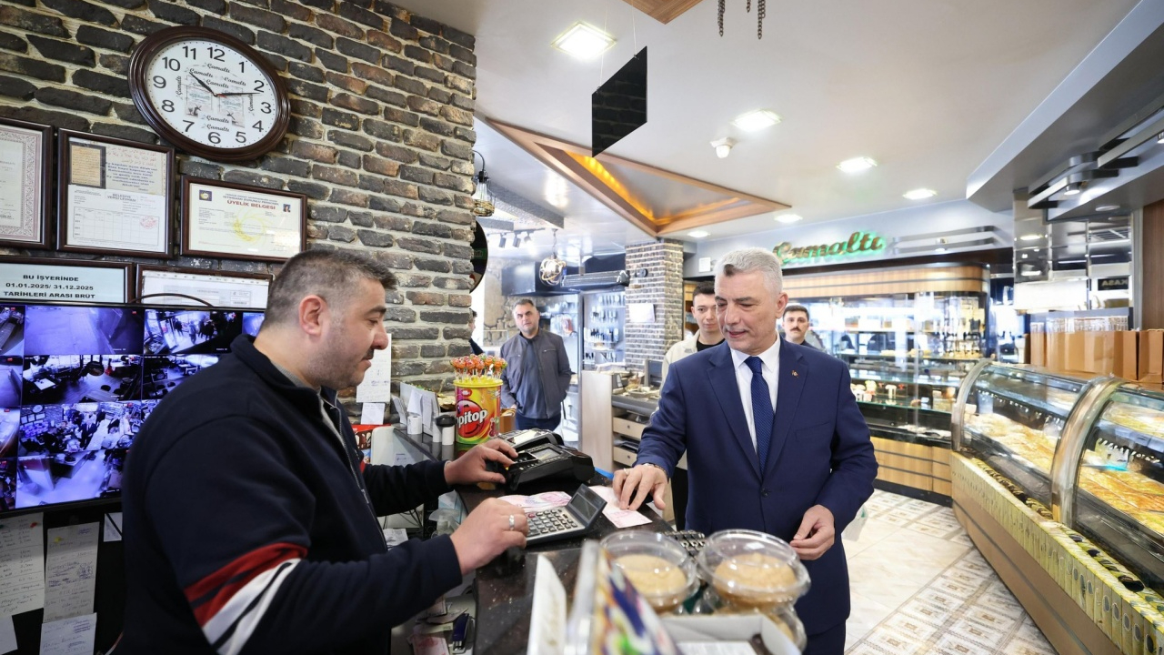 Bakan Bolat’tan boykot çağrılarına güçlü yanıt: Esnafımızla omuz omuzayız!