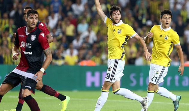 Fenerbahçe'nin genç yıldızına dünya devi kanca attı!