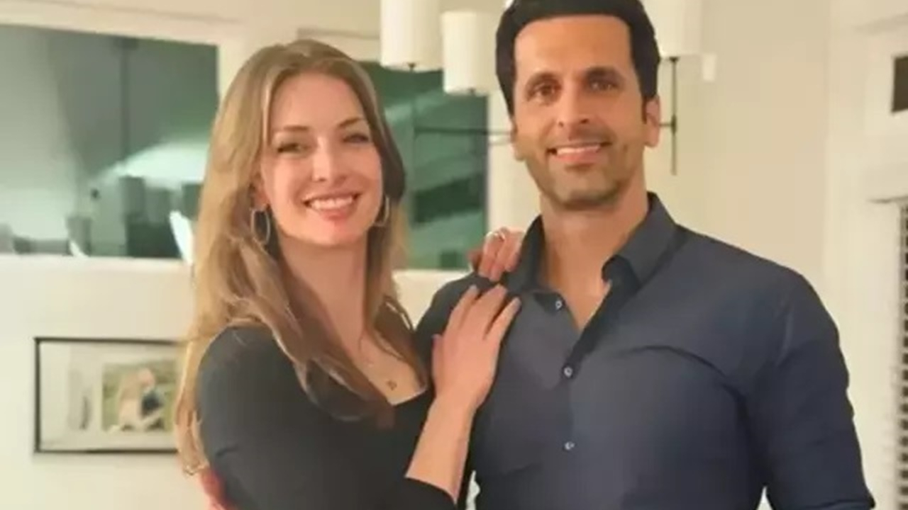 Eski FBI çalışanı Erdal Kaya ile barışmıştı! Yasemin Kay Allen sevgilisini paylaşmalara doyamadı