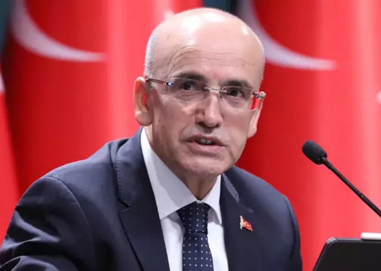 Bakan Şimşek’ten ABD’nin gümrük vergilerine ilişkin açıklama! Avantaj sağlayabilir