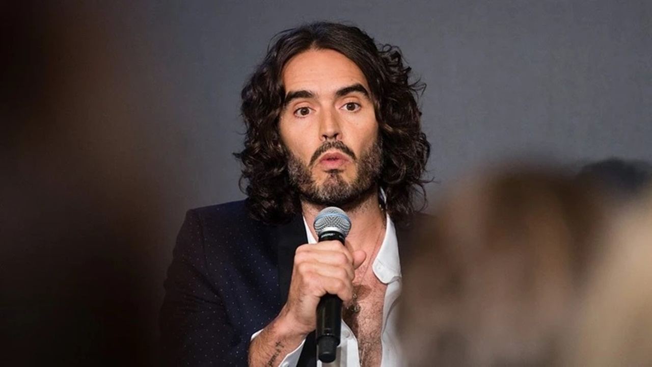 Ünlü oyuncuya cinsel saldırı davası! Russell Brand, 2 Mayıs'ta hakim karşısına çıkacak