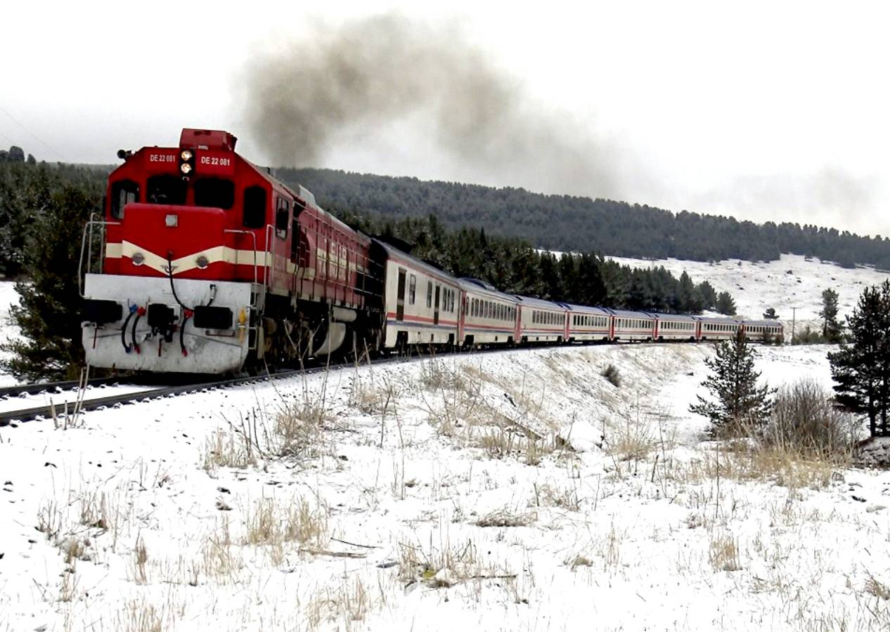 Nisan'da kar sürprizi; Türkiye'ye yeni bir soğuk hava dalgası geliyor