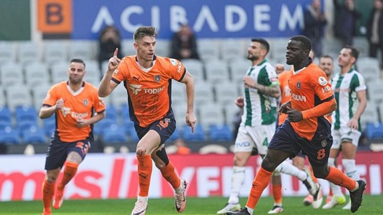 Başakşehir evinde hata yapmadı, 3 puanı hanesine yazdırdı (Başakşehir 1 - 0 Konyaspor | Maçın özeti)