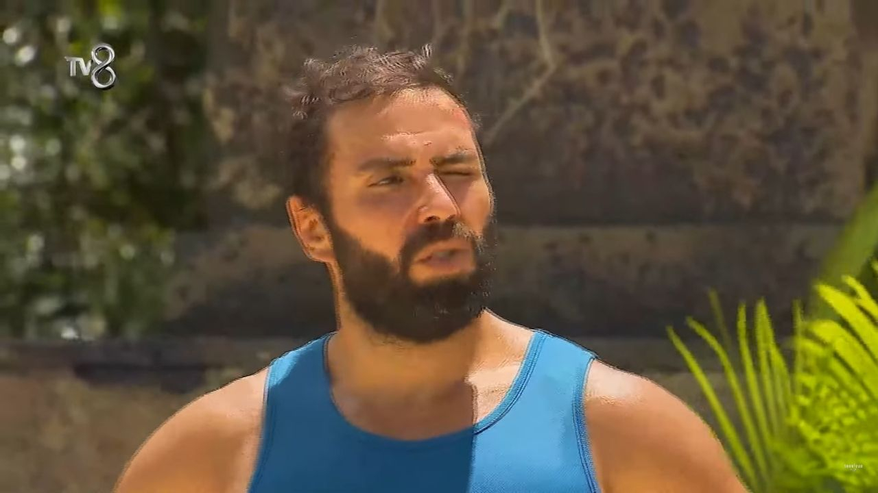 Survivor 2025'te Elenen İsim Belli Oldu! Yunus Emre Gözyaşlarıyla Veda Etti – İşte Tüm Detaylar