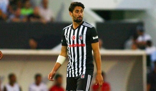 Beşiktaş'ta büyük şok! Yıldız oyuncu ilk yarıyı kapattı...