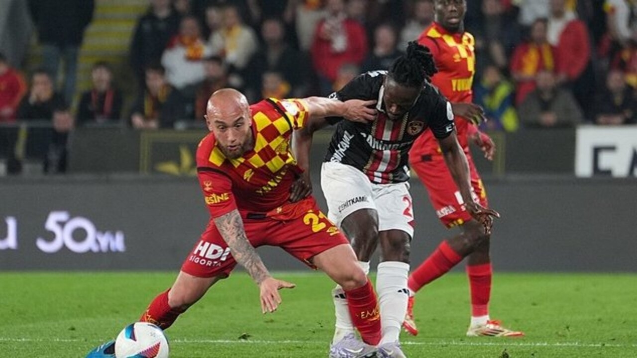 Göztepe evinde pes etmedi, 90+4. dakikada geri geldi (Göztepe 1 - 1 Gaziantep FK | Maçın özeti)