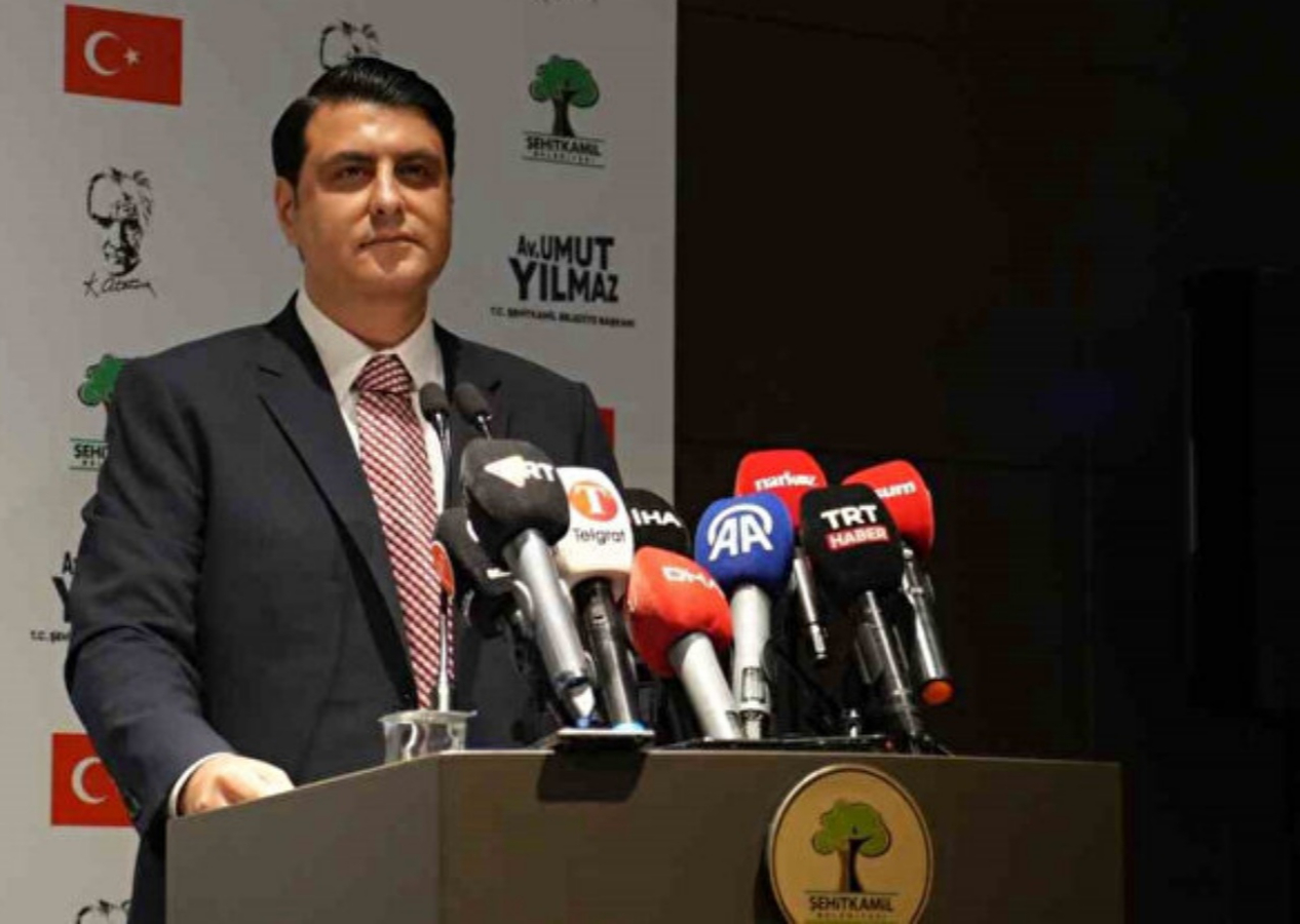 Şehitkamil Belediye Başkanı Umut Yılmaz bomba iddialarla CHP'den istifa etti! "Evimin videoları çekilerek ailem tehdit edildi"