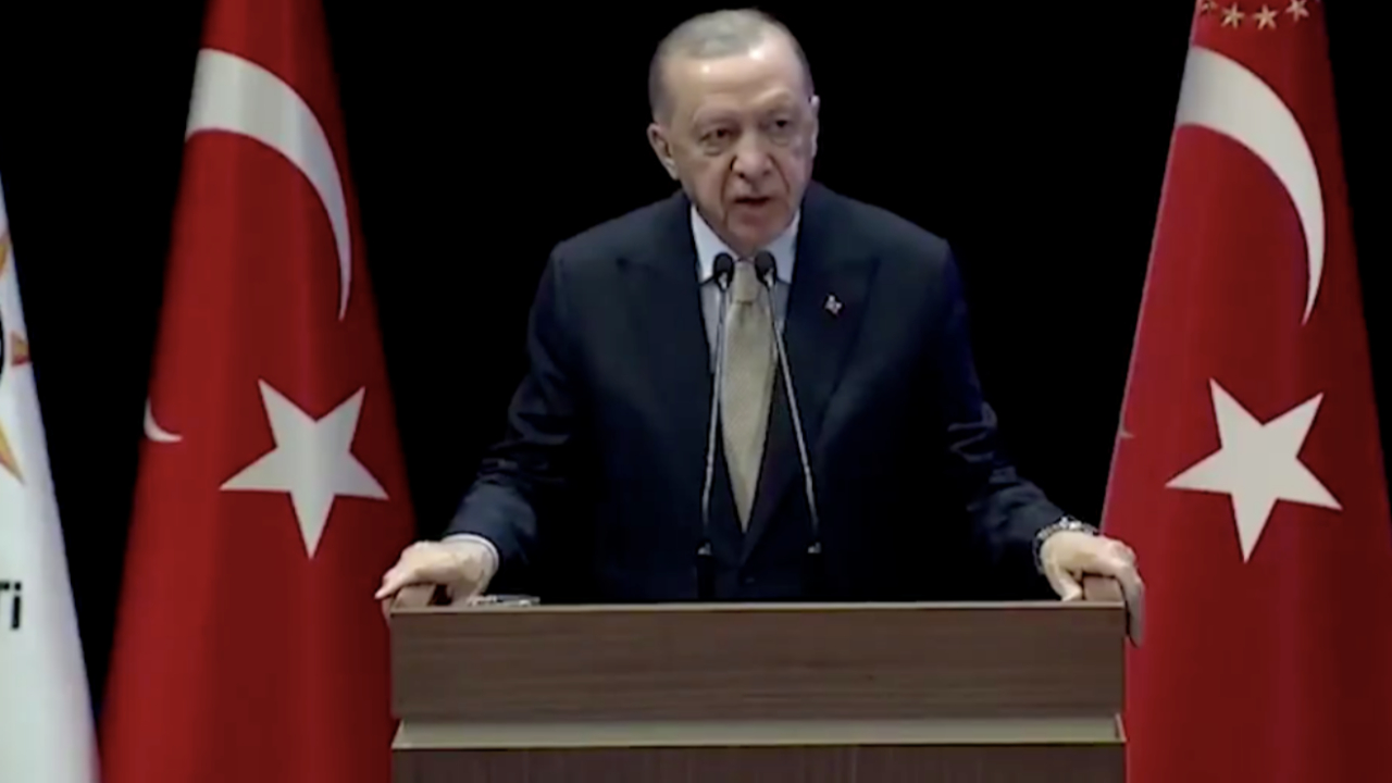 "CHP yolsuzluğun farkında!" Cumhurbaşkanı Erdoğan'dan sert çıkış: Yaşananlar, ortaya çıkacakların habercisi!