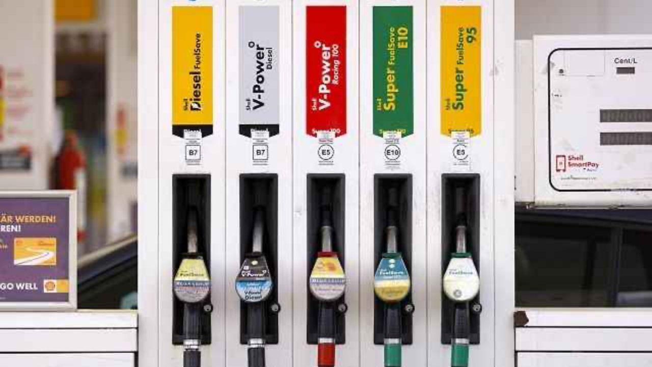 Akaryakıta peş peşe indirim! Şimdi de benzine indirim geliyor