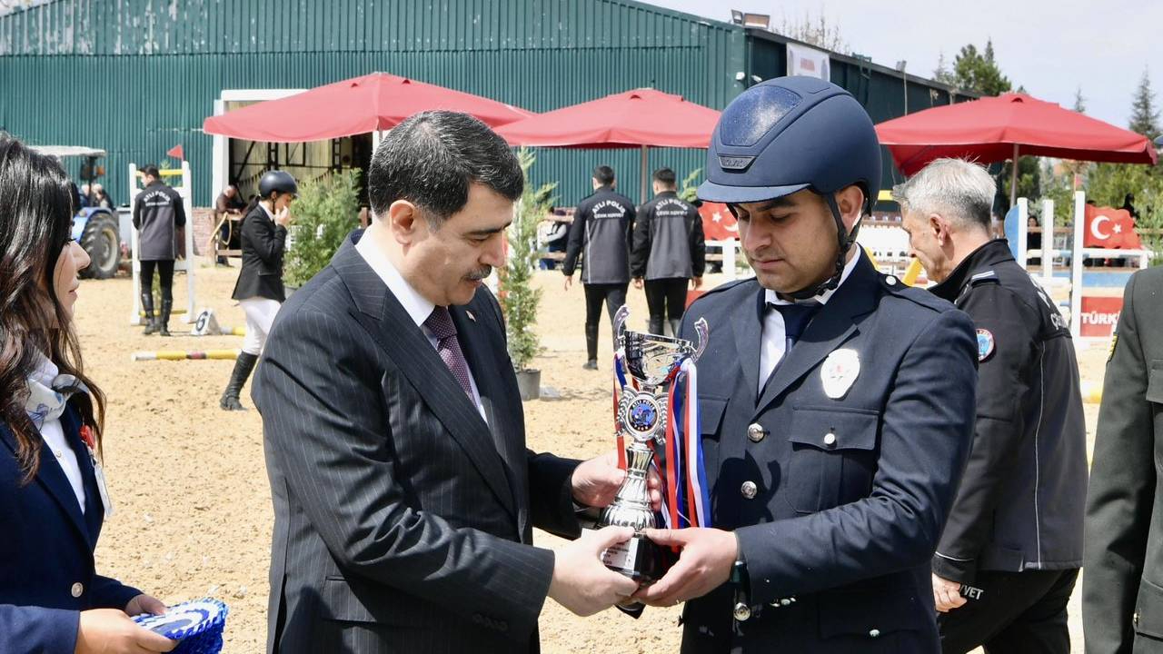 Ankara Valisi Vasip Şahin, Türk Polis Teşkilatının 180'inci kuruluş yıl dönümünü kutladı