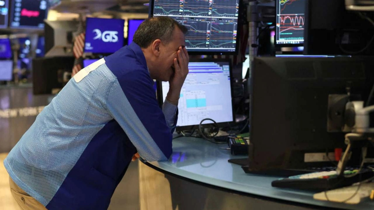 ABD borsası dalgalandı! Trump “satın alın” çağrısı yaptı