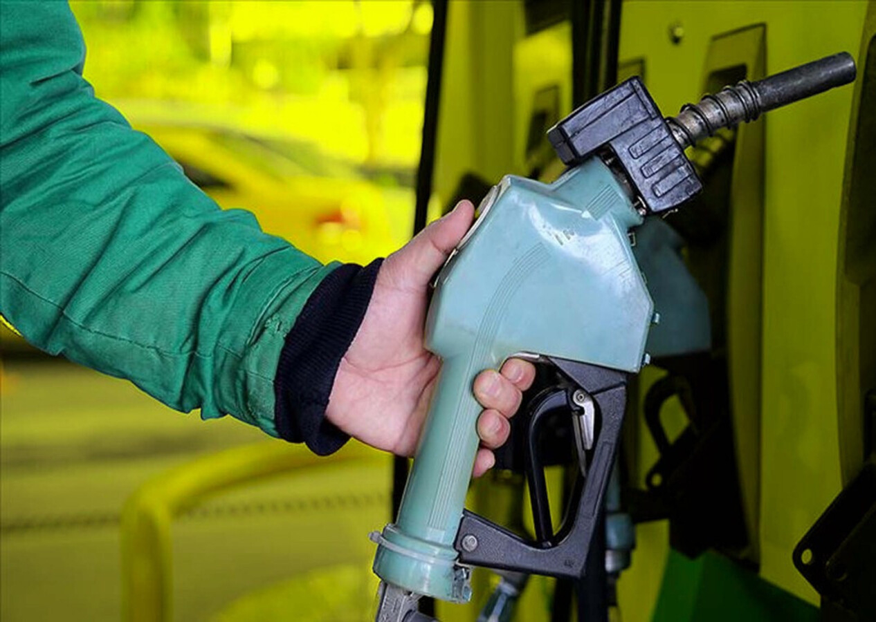 Motorinin ardından benzine de indirim: Pompaya yansıdı