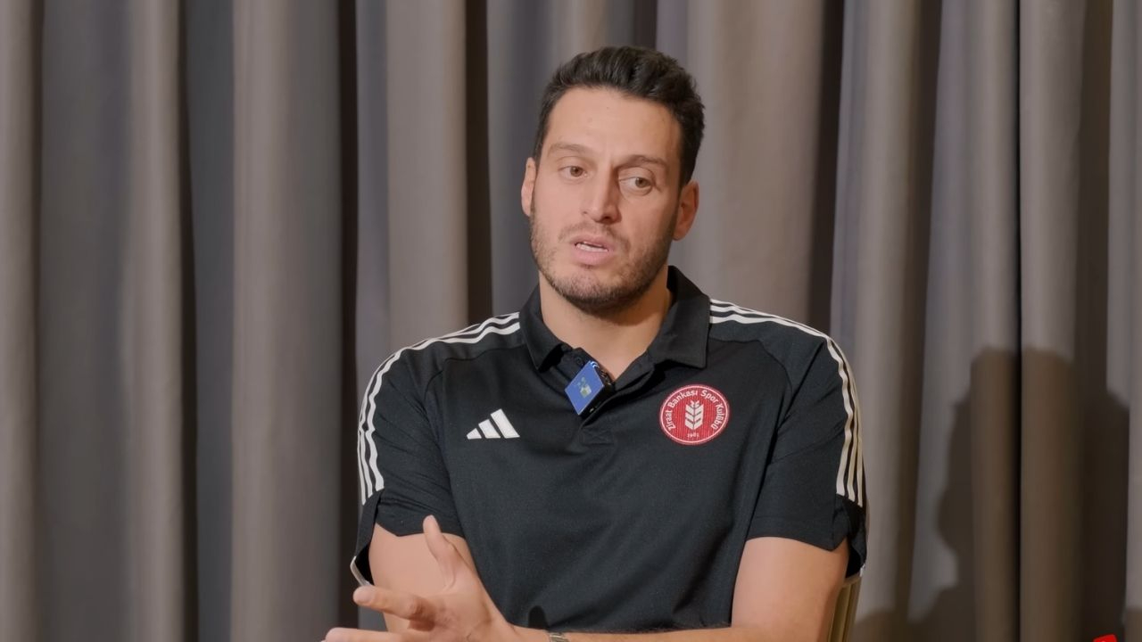 Mustafa Kavaz Kimdir? Kaç Yaşında? Evli Mi? Eşi Kim? Ziraat Bankası Voleybol Koçu Nereli?