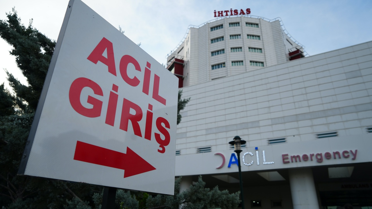 Kırıkkale’de alacak kavgası kanlı bitti: 2 bin 500 liralık borç için bıçaklı saldırı!