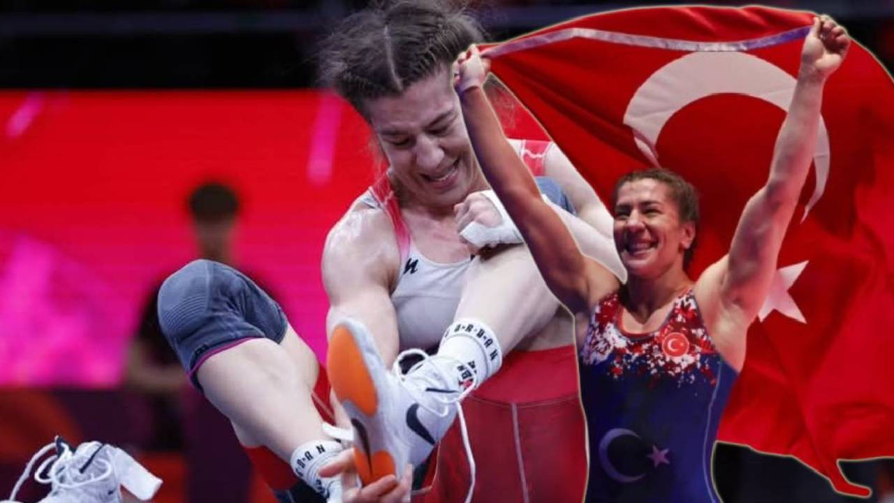 Milli güreşçi Yasemin Adar minderde ayakkabılarını çıkardı ve güreşi bıraktı