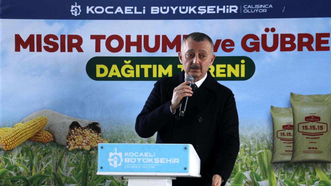 Kocaeli'de çiftçilere mısır tohumu ve gübre desteği