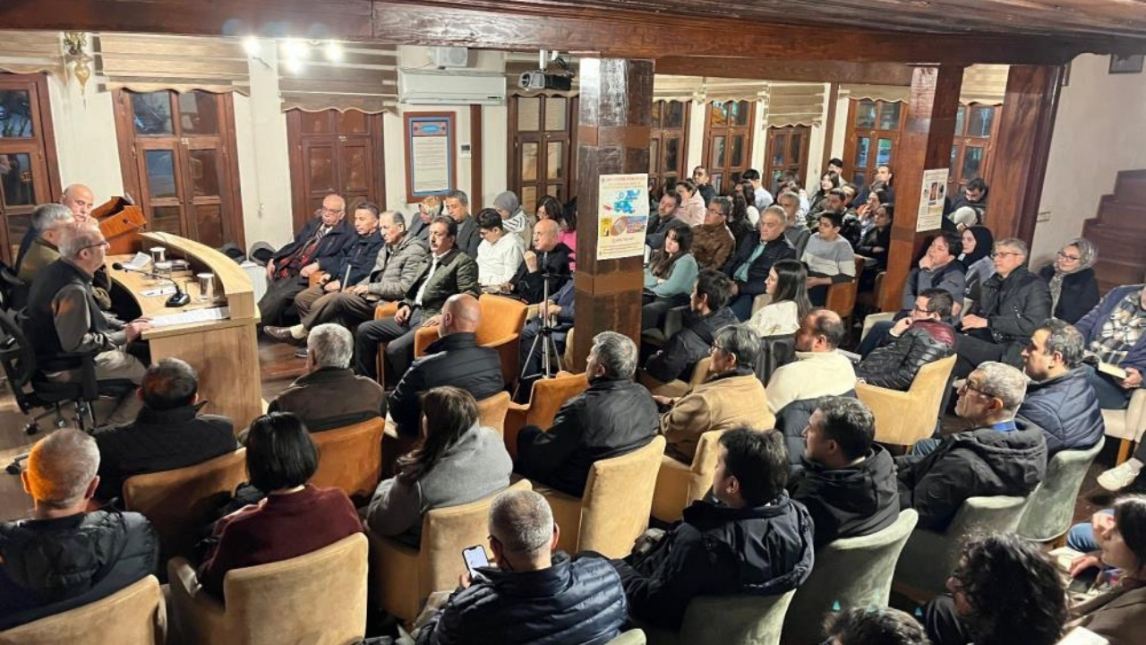 Eskişehir’de 12 Eylül’ün perde arkası: “Dava’nın Davası” konuşuldu