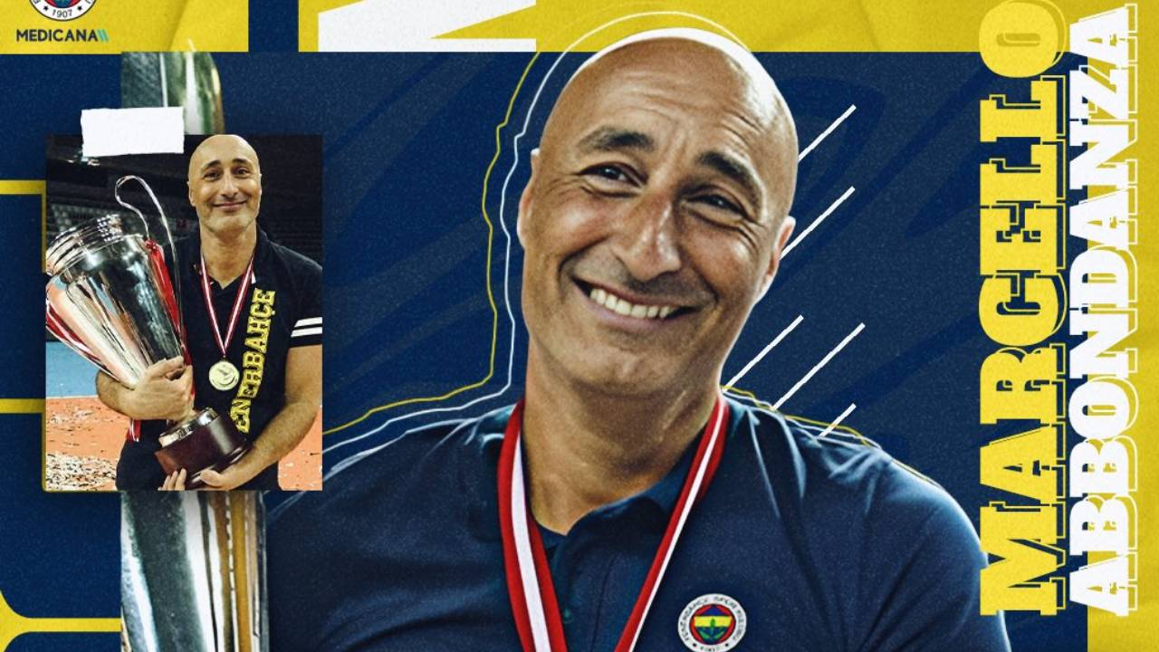Fenerbahçe Medicana takımın başına İtalyan antrenör Marcello Abbondanza'yı geri getirdi