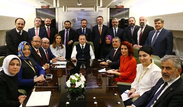 Cumhurbaşkanı Erdoğan'dan Sırbistan dönüşü flaş mesajlar...