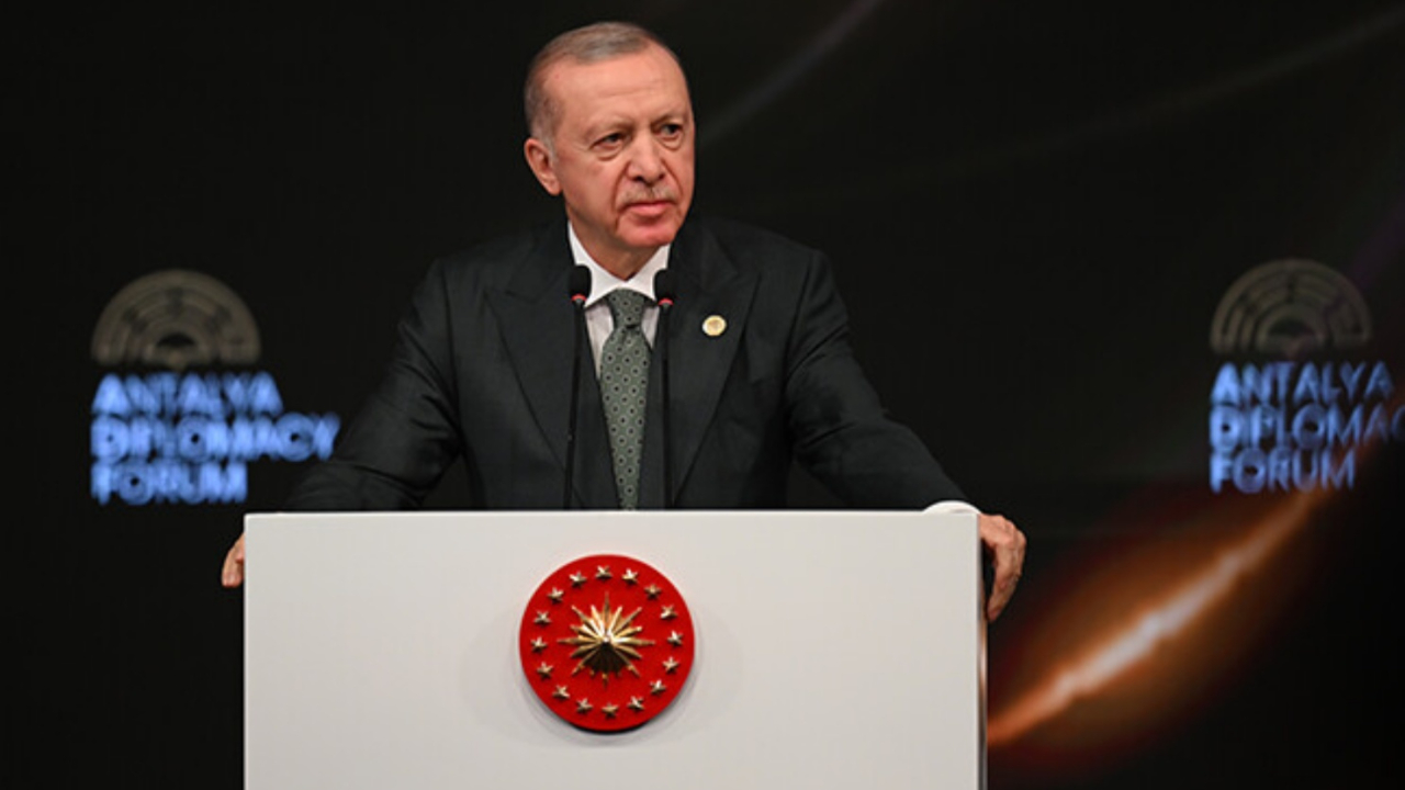 Antalya'dan Avrupa'ya çağrı manşetlerde: Sandalyemizi istiyoruz!
