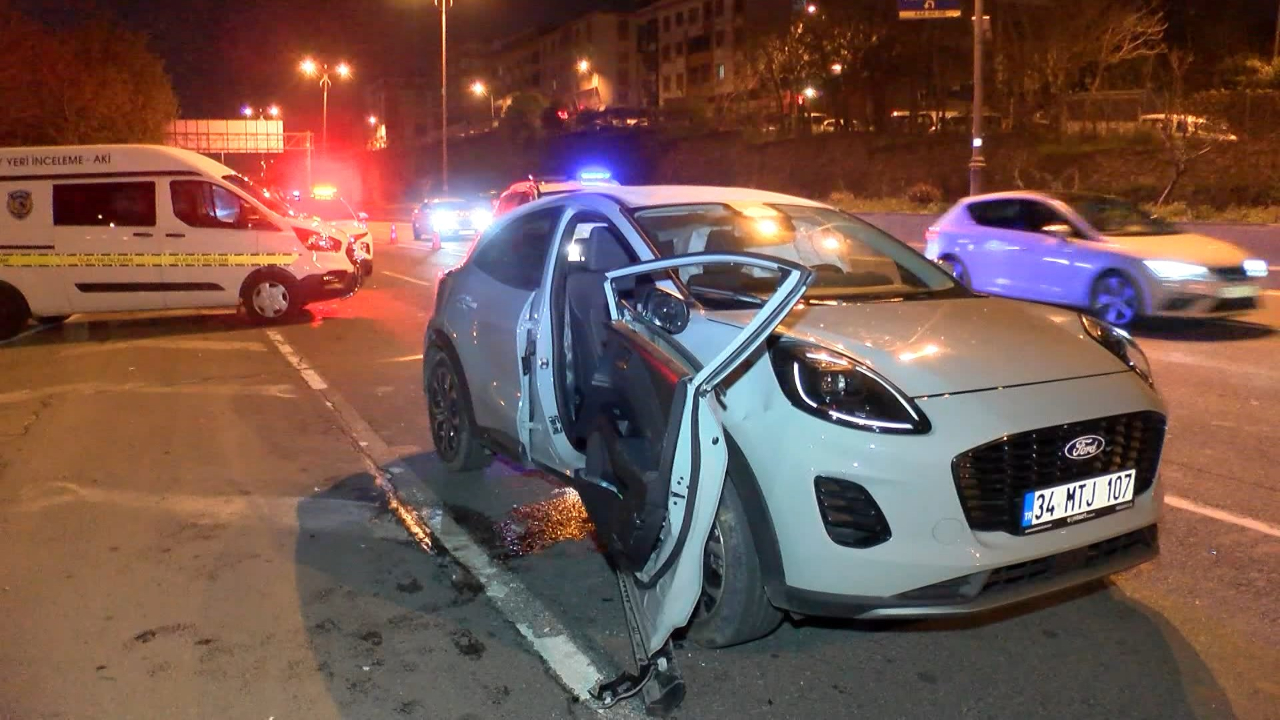 Bayrampaşa TEM Bağlantı Yolu'nda zincirleme kaza: 2 ölü, 4 yaralı