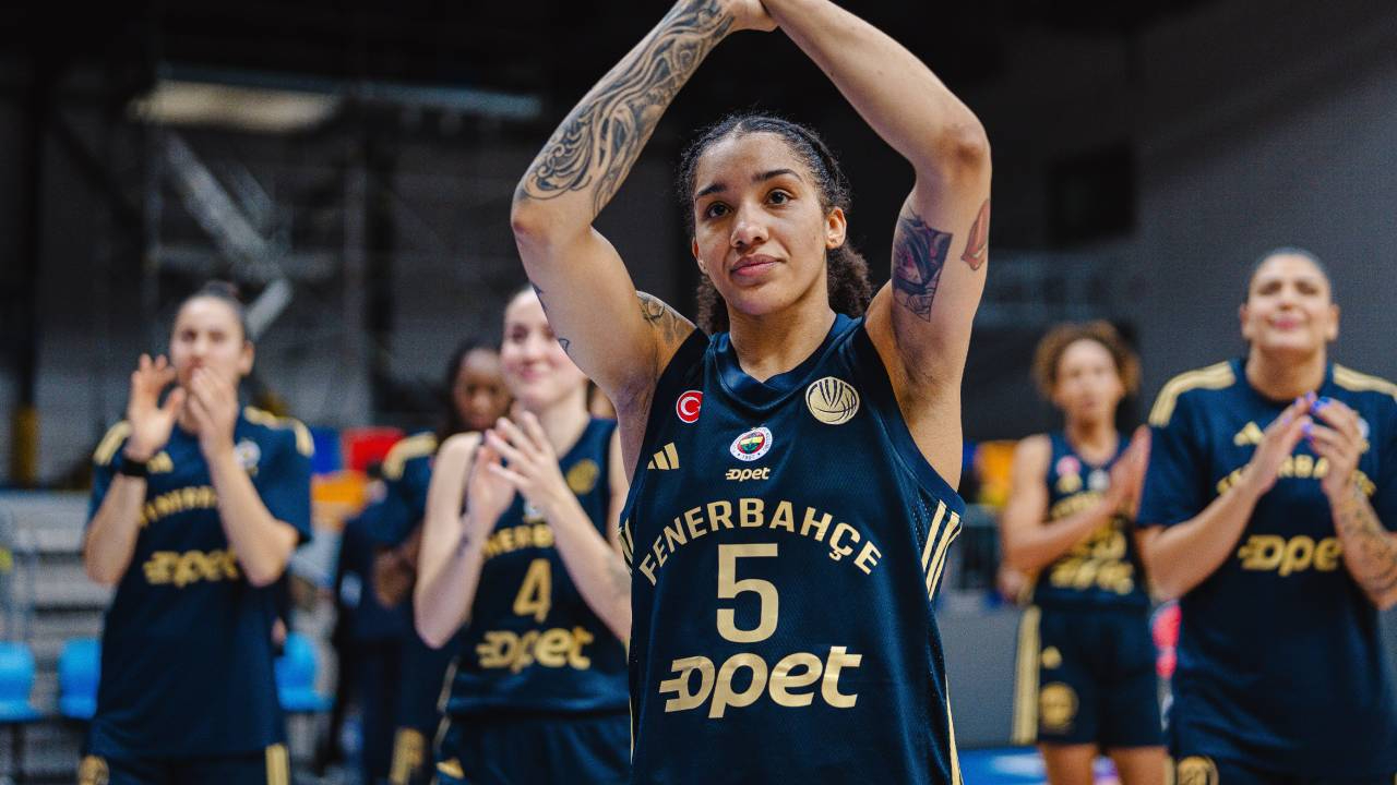 Fenerbahçe Opet, USK Prag'dan fark yedi, finale çıkamadı (91-71 Maç Sonucu)