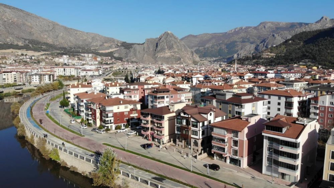 Amasya’da asılsız deprem ihbarına 2 bin 849 TL ceza kesildi!