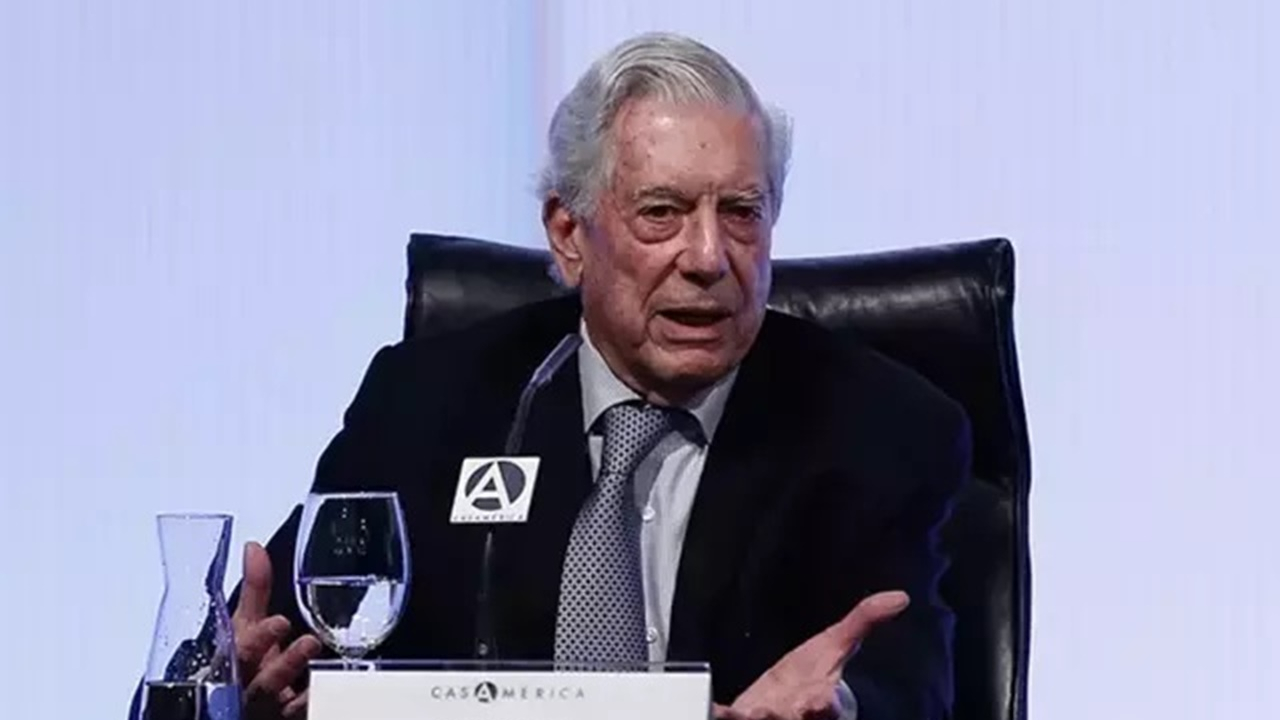 Edebiyat dünyasının büyük kaybı: Mario Vargas Llosa vefat etti